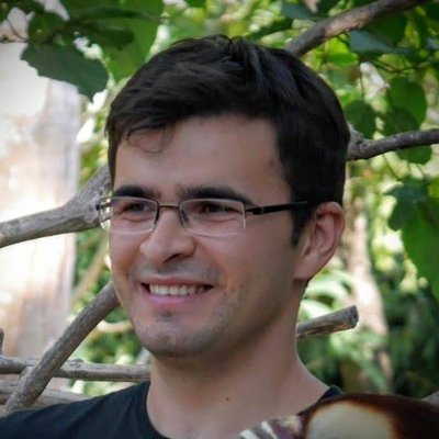 Ionut Nega, de la ingeniería informática al blog financiero