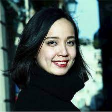Anna Nguyen steigert die Produktivität mit ihrem Dokumentengenerator